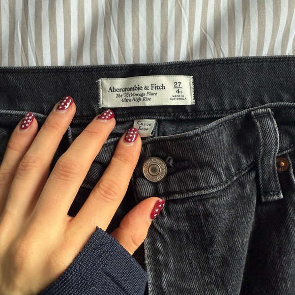Abercrombie & Fitch Women's flare curve love denim - Picture 1 of 4